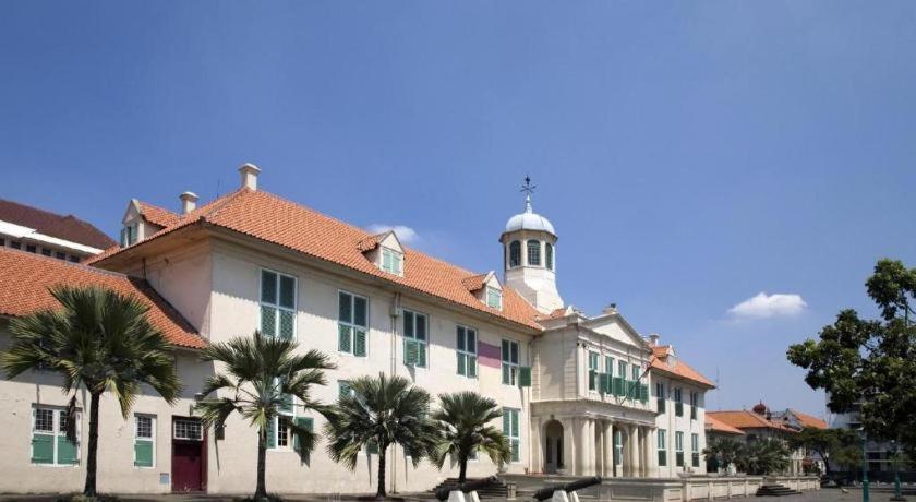 108 Hotel By Him Giacarta Esterno foto