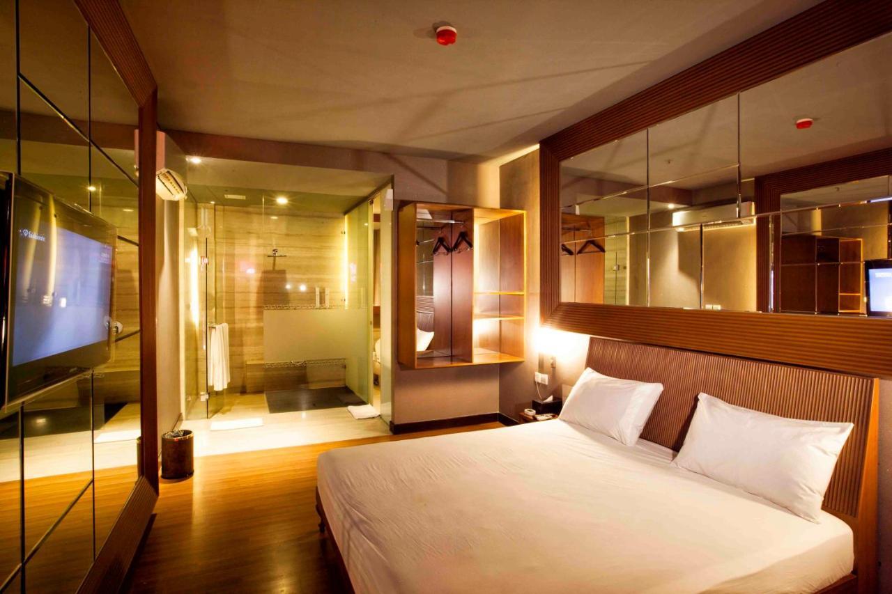 108 Hotel By Him Giacarta Esterno foto
