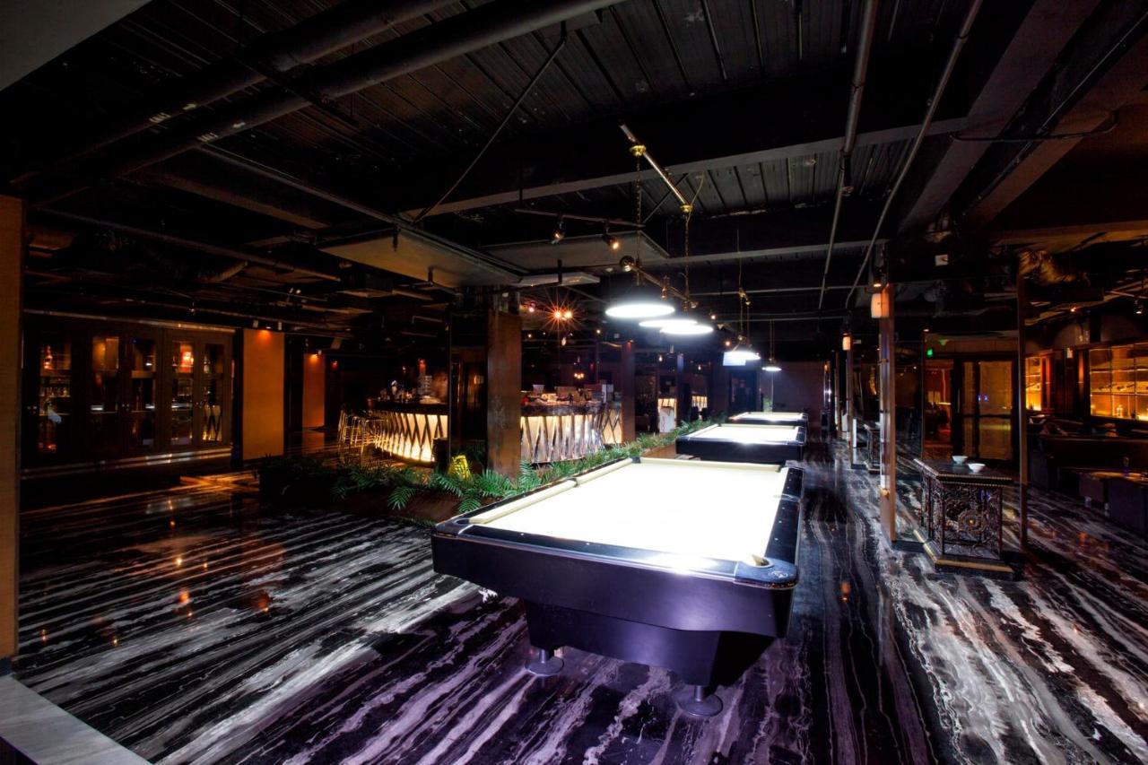 108 Hotel By Him Giacarta Esterno foto